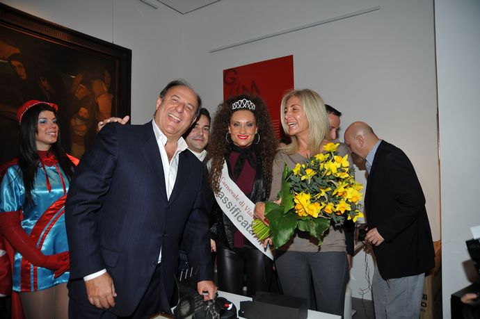 Ingrandisci la foto